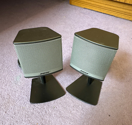 Bose compact satellite - compact, 2.0